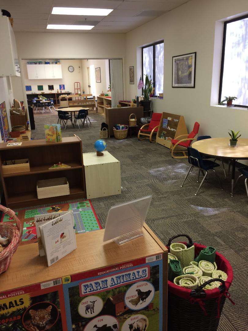 Montessori Childrens House of Scottsdale | 12001 E Shea Blvd, Scottsdale, AZ 85259, USA | Phone: (480) 339-9139