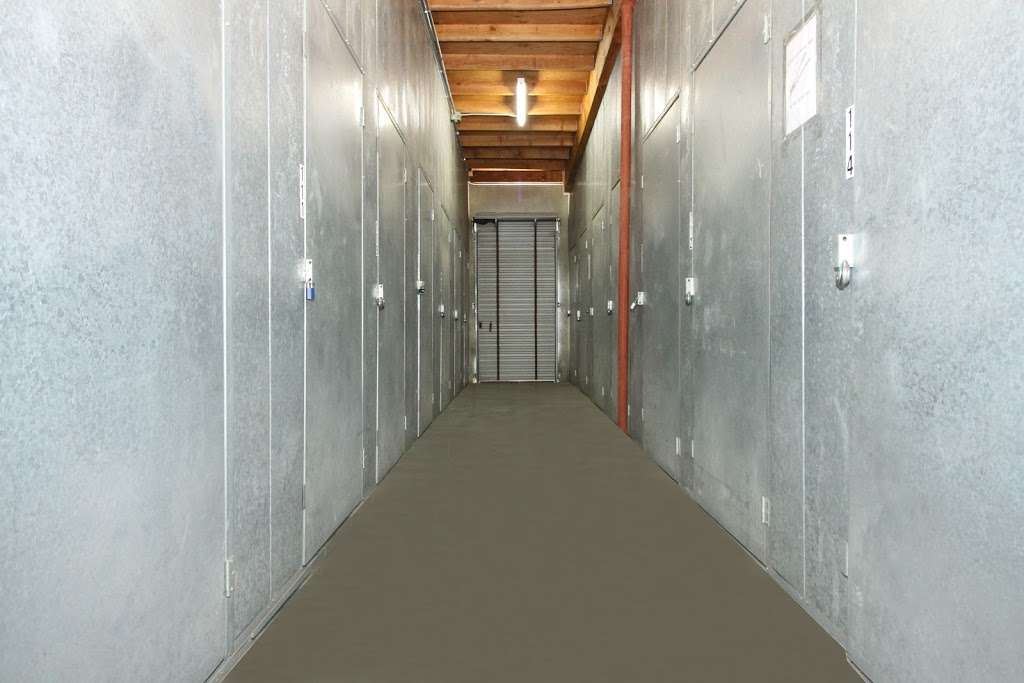 RightSpace Storage | 11622 Amargosa Rd, Victorville, CA 92392, USA | Phone: (760) 991-3224