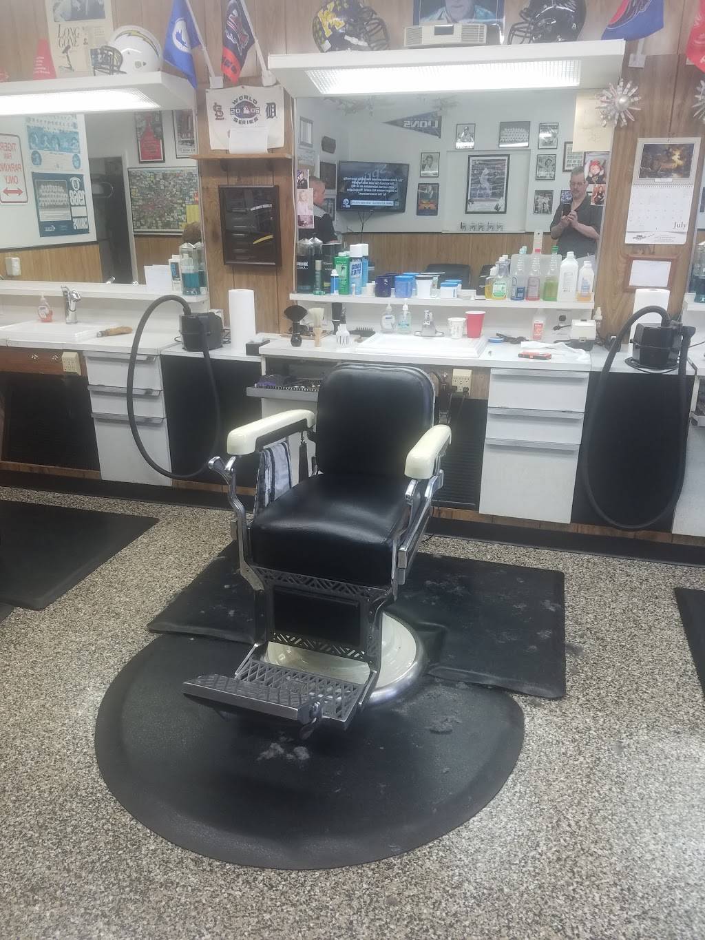 Chets Barber & Styling Salon | 1420 W Webster Rd, Royal Oak, MI 48073, USA | Phone: (248) 435-9809