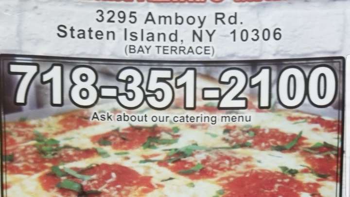 Domenicos Pizzeria | 3295 Amboy Rd, Staten Island, NY 10306, USA | Phone: (718) 351-2100