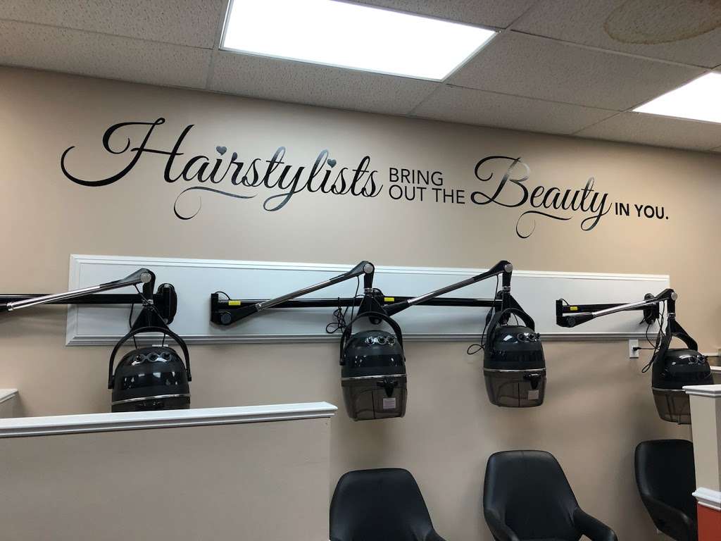 Love My Hair Salon | 5 Shoppers Lane, Turnersville Shopping Plaza, Sicklerville, NJ 08081, USA | Phone: (856) 352-4949