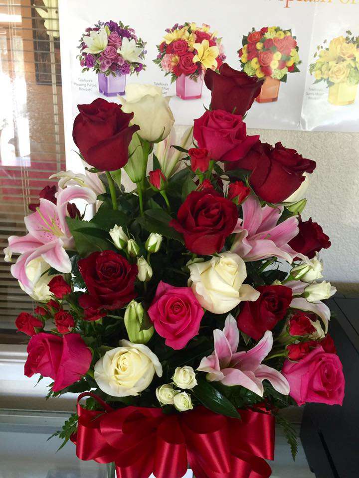 Channelview Flower Basket | 15706 Avenue C, Channelview, TX 77530, USA | Phone: (281) 457-1822