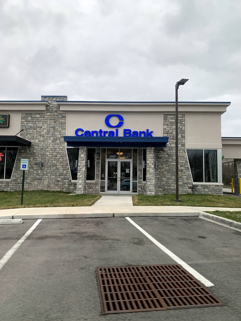 Central Bank & Trust Co. | 3541 Outer Loop Suite 120 Suite 120, Louisville, KY 40219 | Phone: (502) 456-3820