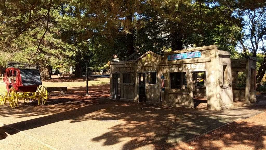 Montclair Park | 6226 Moraga Ave, Oakland, CA 94611, USA