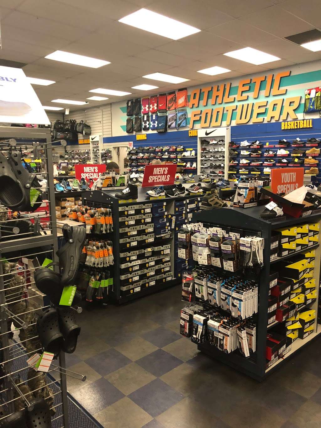 Big 5 Sporting Goods | 1630 Mt Diablo Blvd, Walnut Creek, CA 94596, USA | Phone: (925) 932-4196