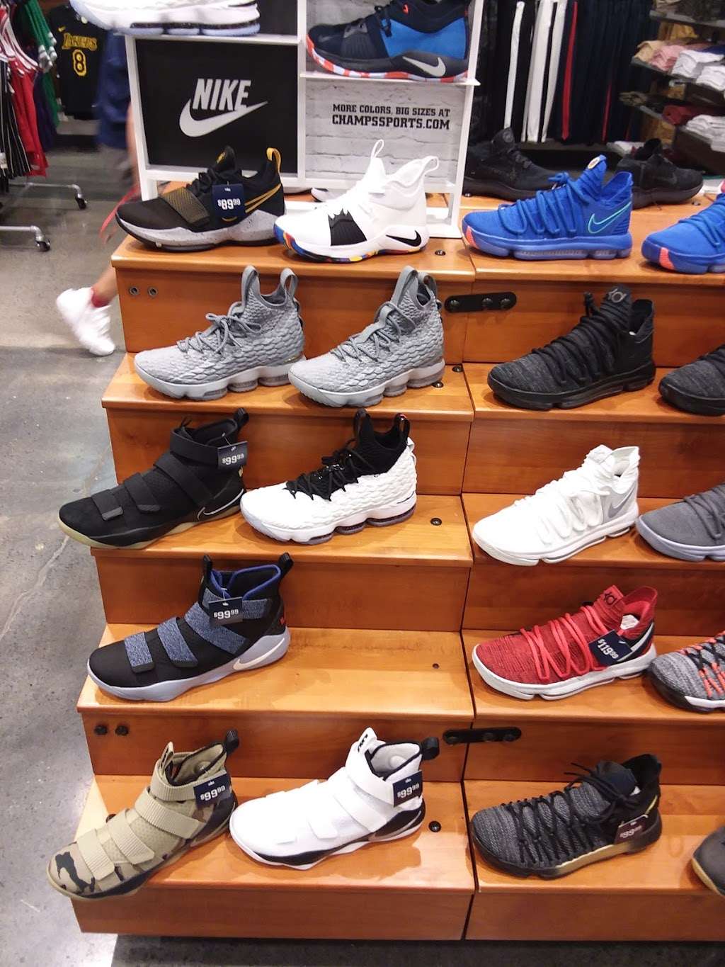 Champs Sports | 263 Square One Mall, Saugus, MA 01906, USA | Phone: (781) 233-6380