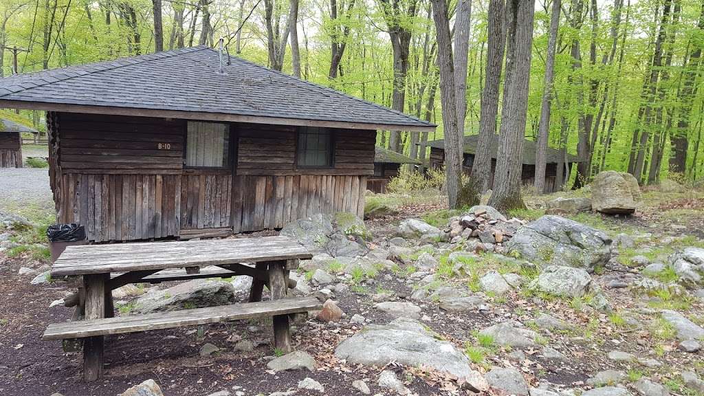 Sebago Cabins | 7 Lakes Drive, Suffern, NY 10901, USA | Phone: (845) 429-2039