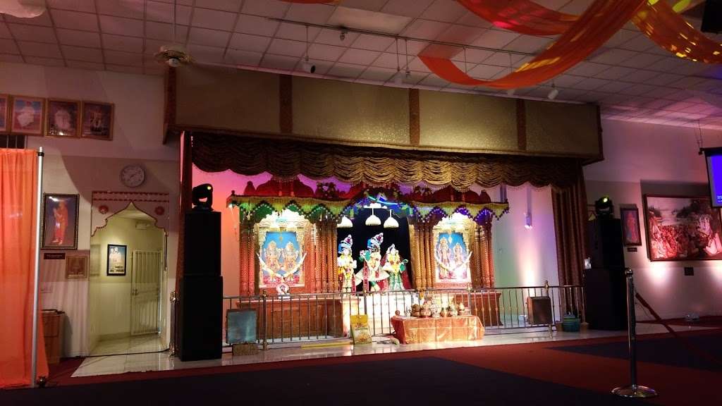 Shree Swaminarayan Hindu Temple (ISSO) | 10080 Synott Rd, Sugar Land, TX 77498, USA | Phone: (281) 530-2565