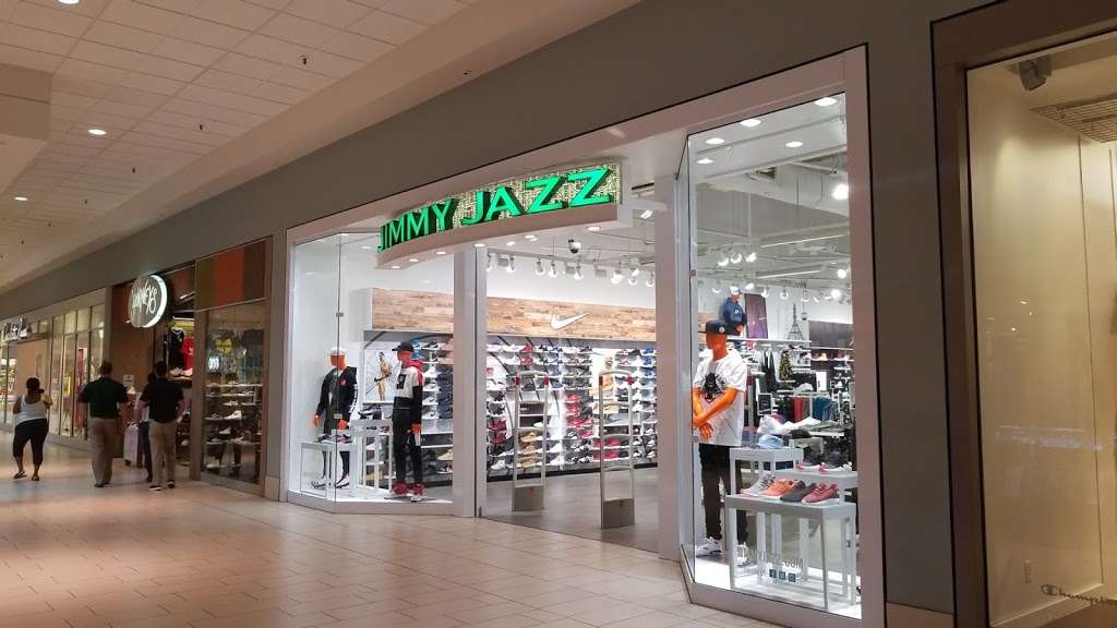 Jimmy Jazz | 1700 W International Speedway Blvd, Daytona Beach, FL 32114 | Phone: (386) 257-3838