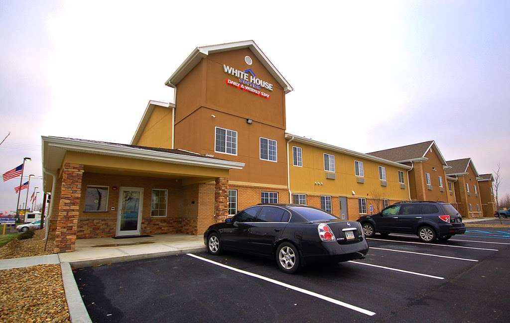 White House Suites Plainfield IN | 2688 E Main St, Plainfield, IN 46168, USA | Phone: (317) 839-9358