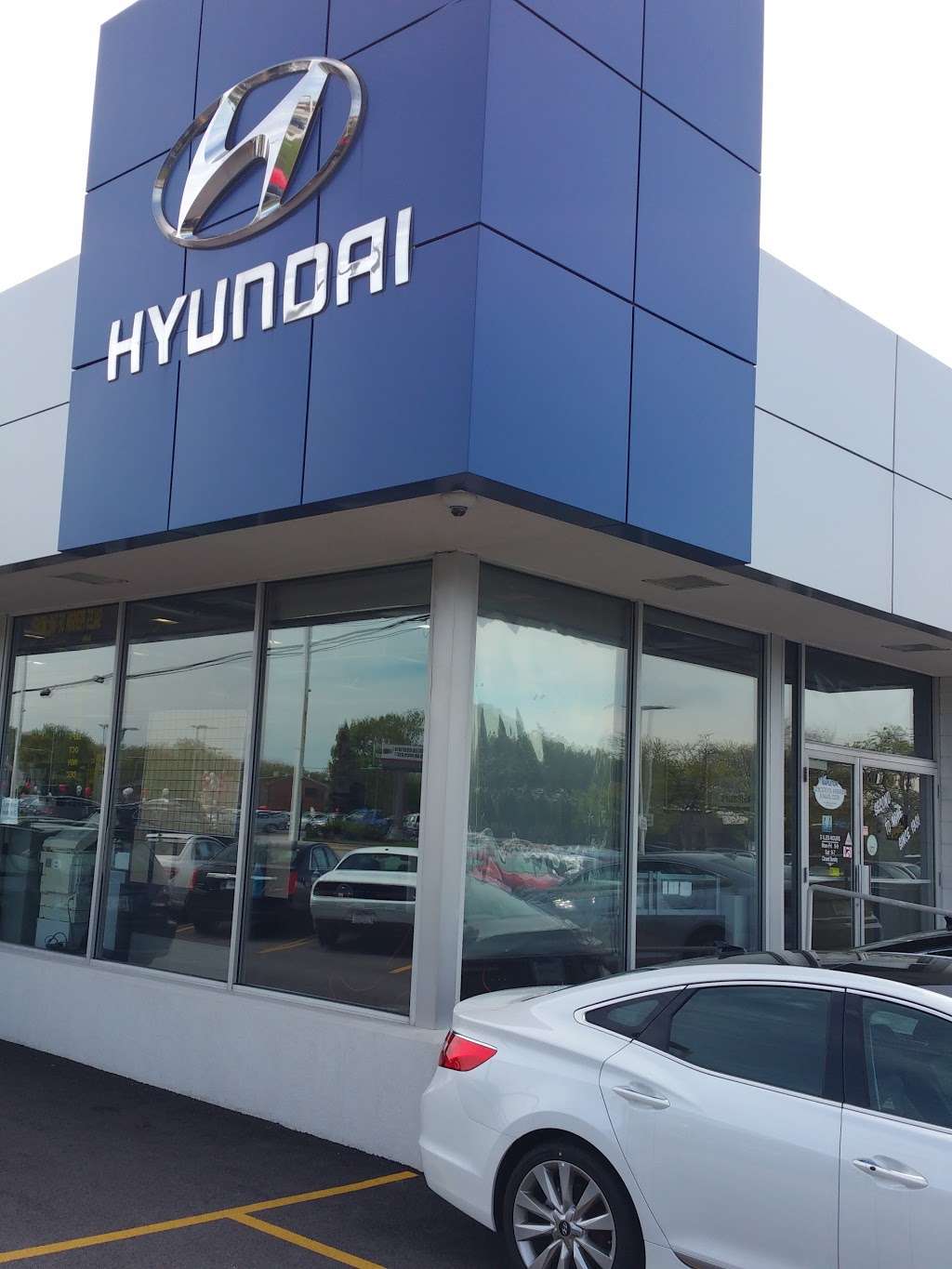 Napleton River Oaks Hyundai | 1985 River Oaks Dr, Calumet City, IL 60409, USA | Phone: (708) 232-0766