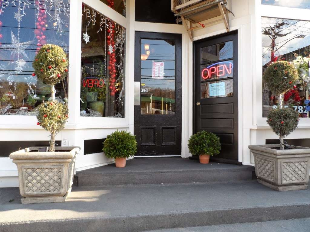 Flowers By David Anthony | 516 NY-32, Highland Mills, NY 10930, USA | Phone: (845) 782-7673