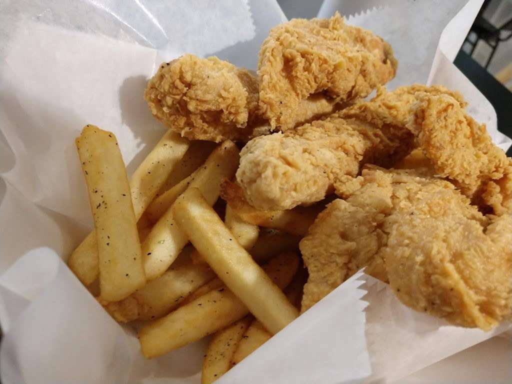 O Yeah Chicken And More | 3322 W Loomis Rd, Greenfield, WI 53221, USA | Phone: (414) 916-9324