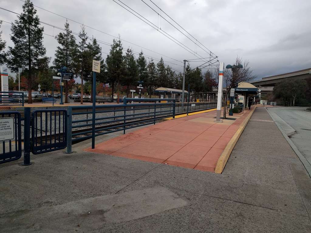 BikeLink : VTA Ohlone/Chynoweth Station | Chynoweth Ave, San Jose, CA 95136, USA | Phone: (888) 540-0546