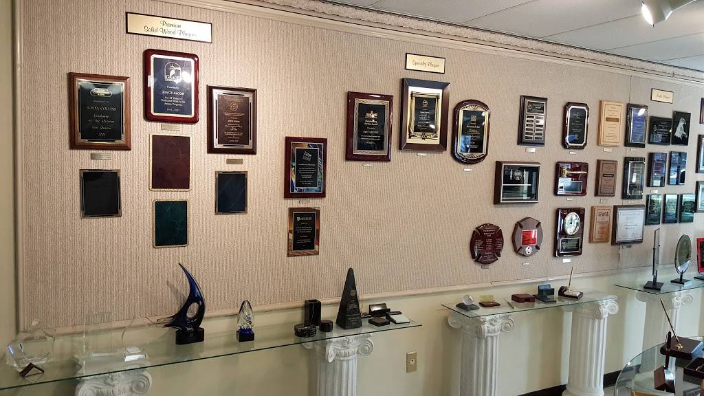 M & M Engraving & Graphics | 2116 S Main St, Winston-Salem, NC 27127, USA | Phone: (336) 722-3131