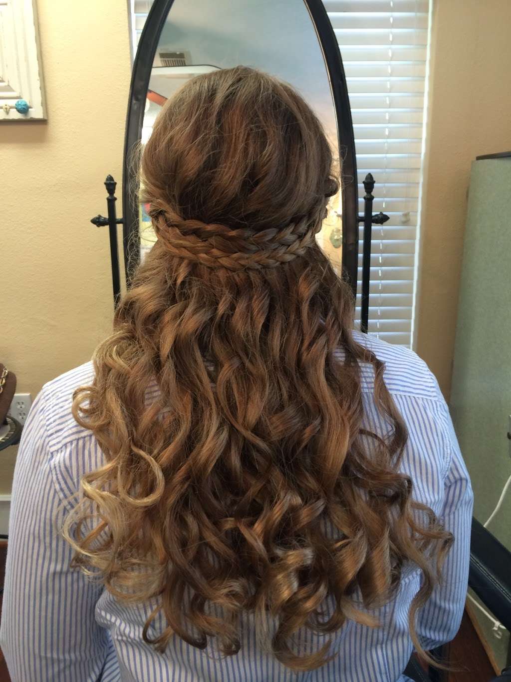 The Salon At Park Avenue Station | 806 Hwy 3 South, League City, TX 77573, USA | Phone: (281) 332-9999