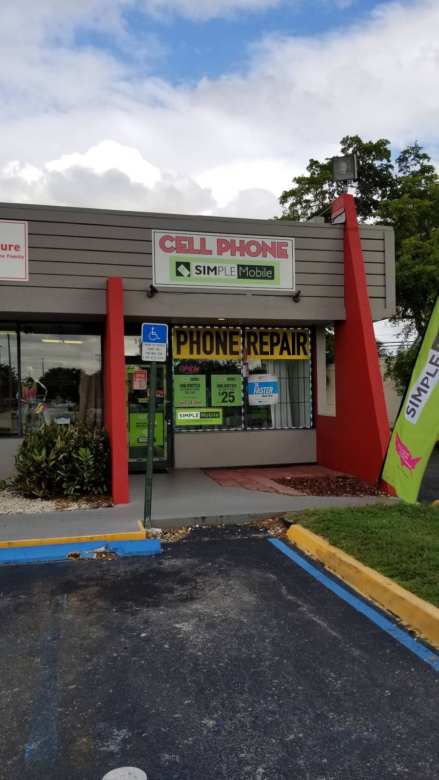 SIMPLE MOBILE AND CELLPHONE REPAIR | 19321 NW 2nd Ave, Miami Gardens, FL 33169, USA | Phone: (305) 627-3602