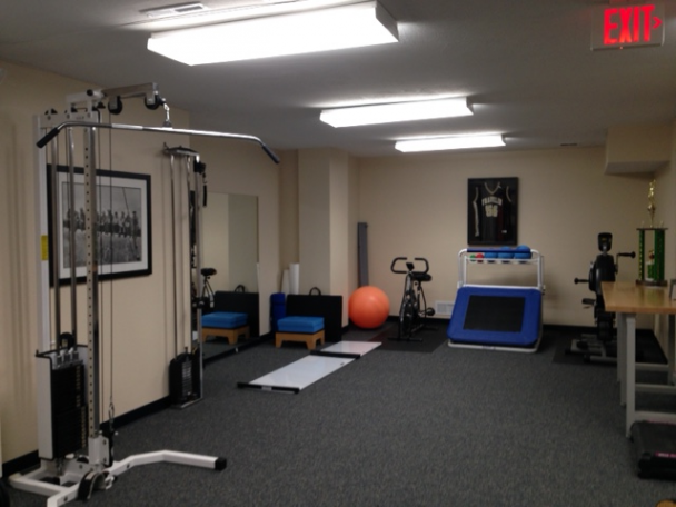 Athletico Physical Therapy - South Milwaukee | 1333 College Ave Suite B, South Milwaukee, WI 53172, USA | Phone: (414) 571-9146