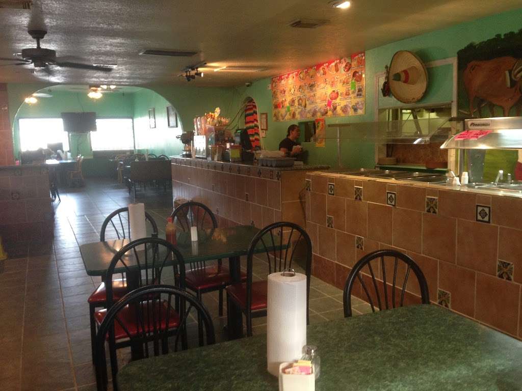 Ayalas Taqueria Y Restaurante | 905 13th St, Hempstead, TX 77445, USA | Phone: (979) 826-6124