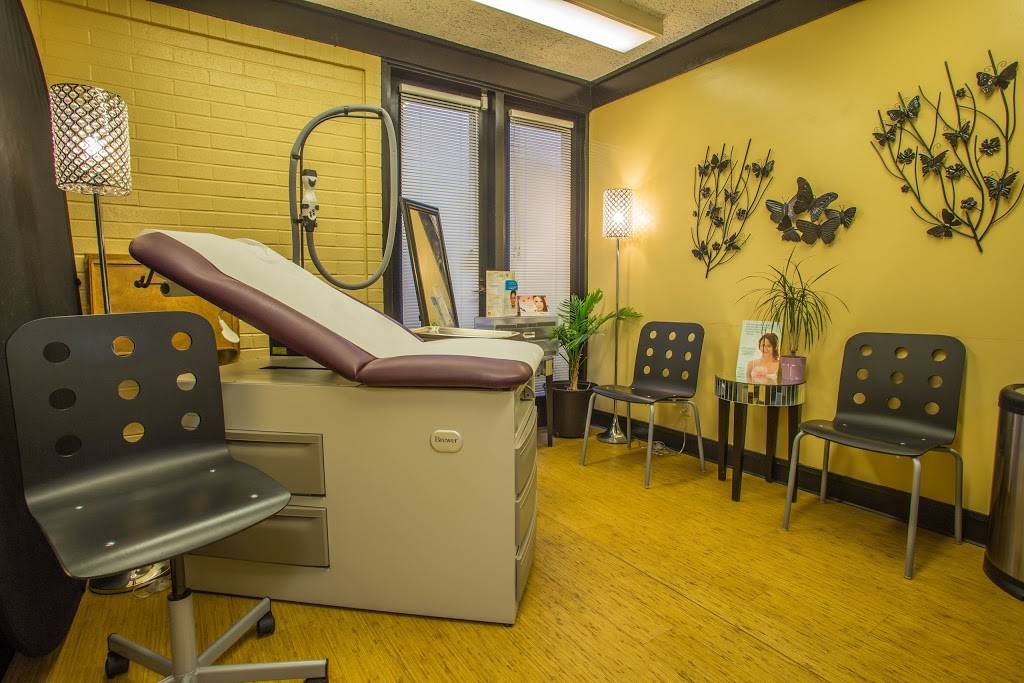 Aesthetic Rejuvenation & Spa by Dr. Brecht | 14212 Ambaum Blvd SW #304, Burien, WA 98166, USA | Phone: (206) 444-5014