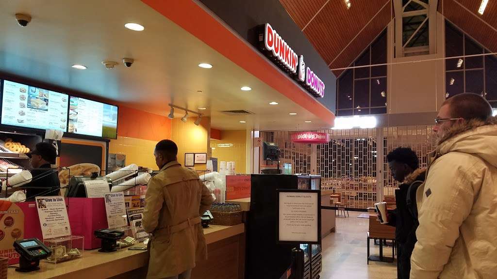 Dunkin Donuts | JFK Memorial Hwy, Aberdeen, MD 21001, USA | Phone: (443) 681-2103