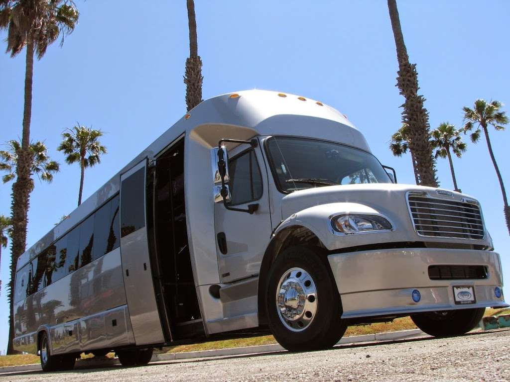 Limo Ride | 711 NJ-3, Clifton, NJ 07014, USA | Phone: (973) 662-1116