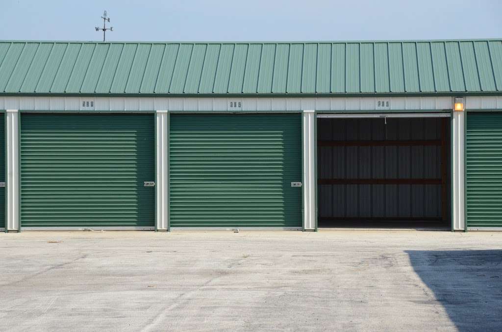 Manteno Self Storage | 105 N Grove St, Manteno, IL 60950 | Phone: (815) 468-3310