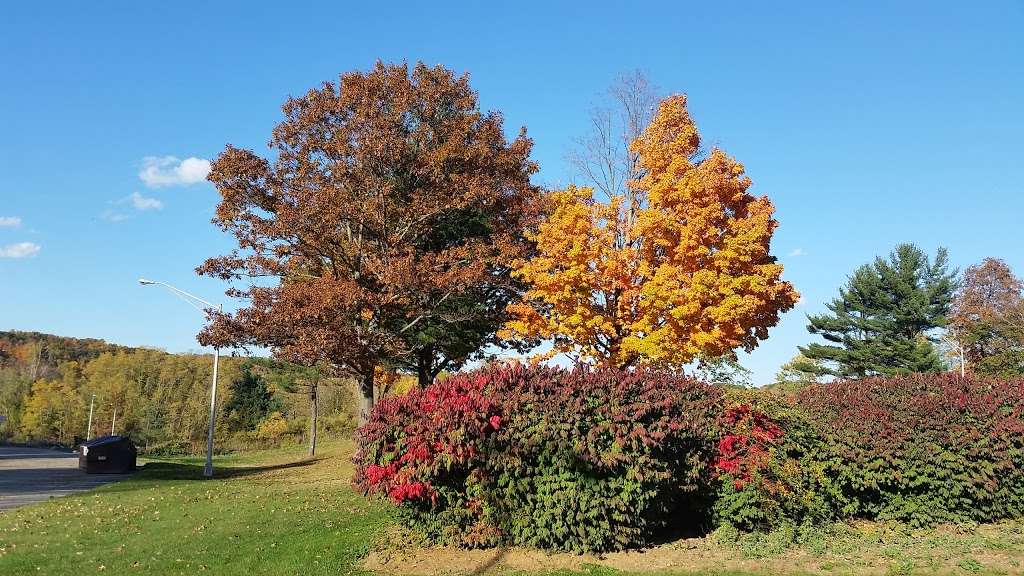 Connecticut Welcome Center | Danbury, CT 06810, USA