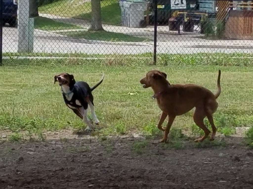 Bay View Dog Park | S Bay St, Milwaukee, WI 53207, USA