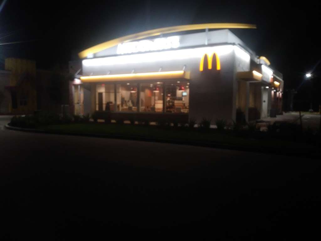 McDonalds | 23871 Walton Avenue, New Caney, TX 77357, USA | Phone: (281) 689-9058