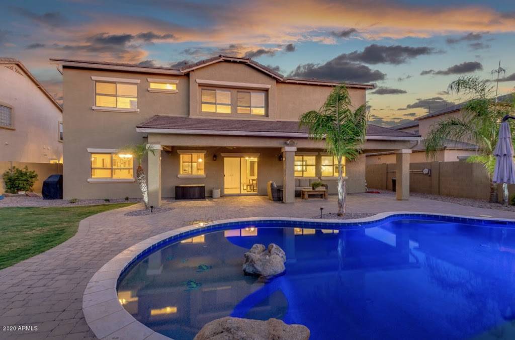 Ranch Realty Az Kendra Niehuis | 1355 S Higley Rd STE 111, Gilbert, AZ 85296, USA | Phone: (480) 241-7084