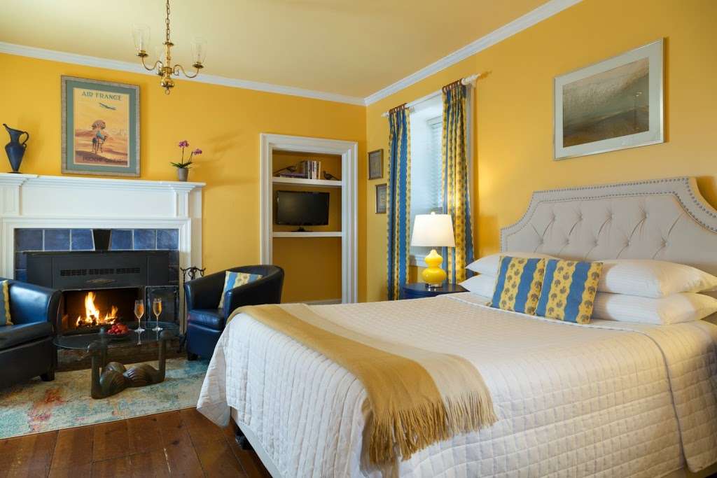 LAuberge Provencale Bed and Breakfast | 13630 Lord Fairfax Hwy, Boyce, VA 22620, USA | Phone: (540) 837-1375