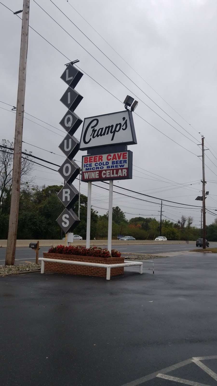 Cramps Liquor Store | 4267 US-130, Edgewater Park, NJ 08010, USA | Phone: (609) 877-1323