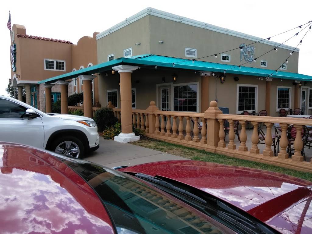 Rosas Café & Tortilla Factory | 3115 50th St, Lubbock, TX 79413, USA | Phone: (806) 784-0100