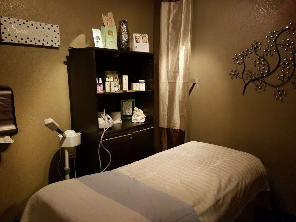 Bodycentre Wellness Spa & Suites | 430 N Lakeview Ave, Anaheim, CA 92807, USA | Phone: (714) 974-1555