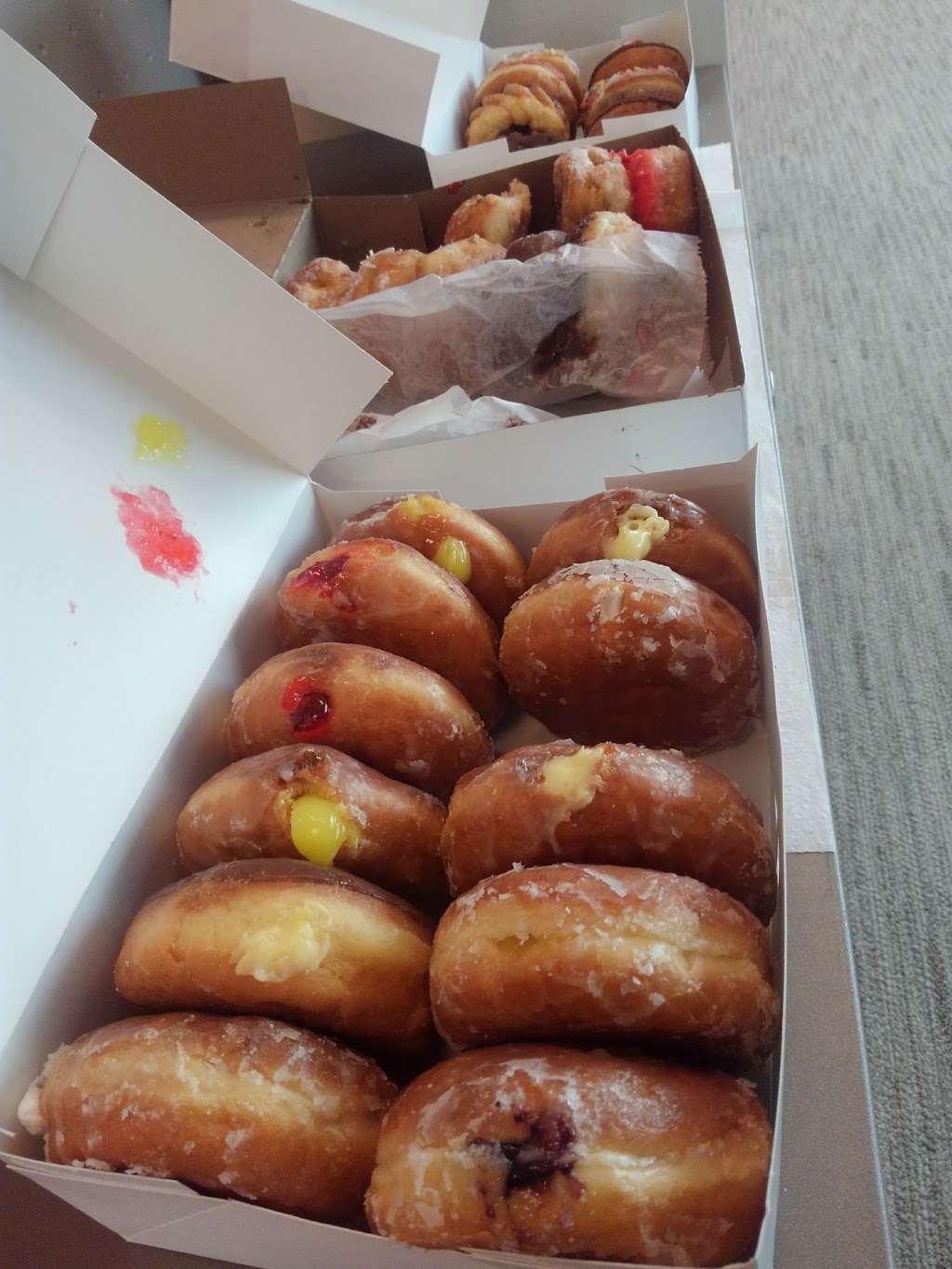 Best Donuts | 1730 Williams Trace Blvd b, Sugar Land, TX 77498, USA | Phone: (281) 277-9393