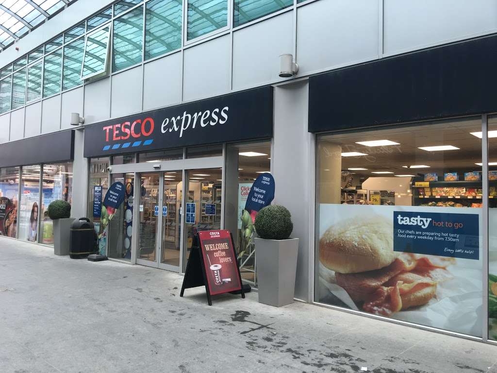 Tesco Express | South Quay Plaza, Isle of Dogs, London E14 9SH, UK | Phone: 0345 610 2734