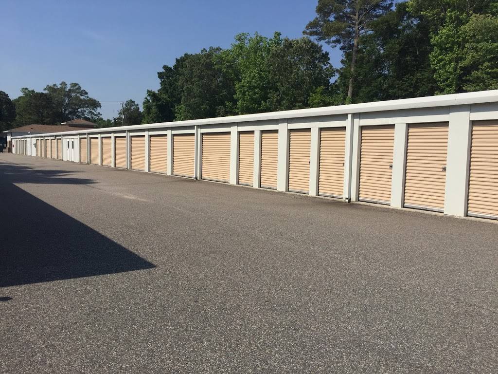 AAAA Self Storage & Moving | 1332 Virginia Beach Blvd, Virginia Beach, VA 23454, USA | Phone: (757) 818-9537