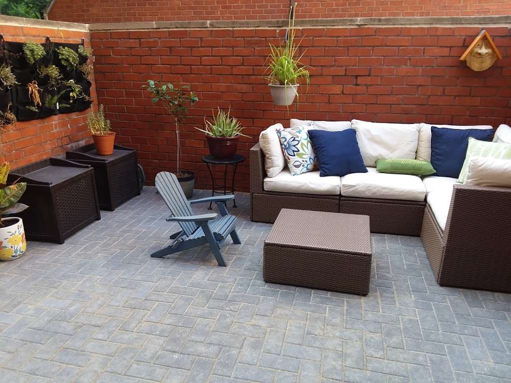 Montoya Landscapes | 1340 W Walton St, Chicago, IL 60642, USA | Phone: (708) 536-8163