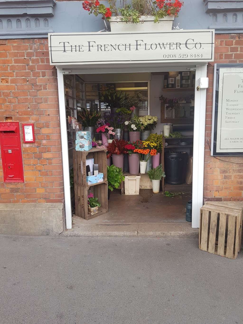 The French Flower Company | 6 Chingford Railway Station Station Approach London, Chingford, London E4 6AL, UK | Phone: 020 8529 8484