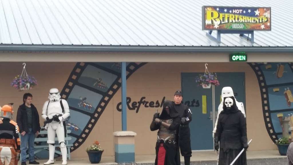 Beckys Drive-In Theatre Inc | 4548 Lehigh Dr, Walnutport, PA 18088, USA | Phone: (610) 767-2249