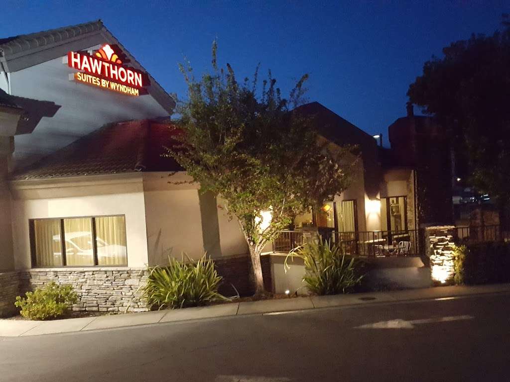 Hawthorn Suites by Wyndham Napa Valley | 314 Soscol Ave, Napa, CA 94559, USA | Phone: (707) 226-1878