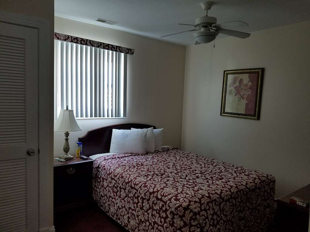 Cape Cod Inn Motel | 6109 Atlantic Ave, Wildwood Crest, NJ 08260, USA | Phone: (609) 522-1177