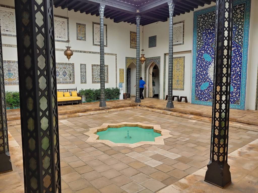 Shangri La Museum of Islamic Art, Culture & Design | 4055 Pāpū Cir, Honolulu, HI 96816, USA | Phone: (808) 734-1941