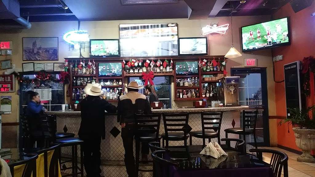 Morelia Restaurant #1 | 2707 W Jefferson Blvd, Dallas, TX 75211, USA | Phone: (214) 330-8223