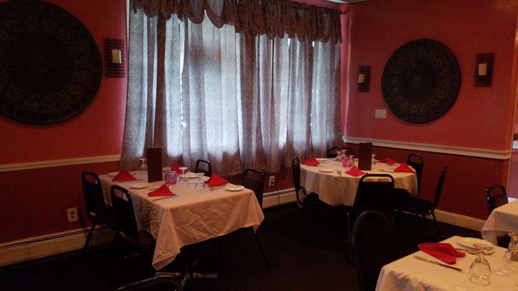 Pappadellas Restaurant | 129 Padanaram Rd, Danbury, CT 06811, USA | Phone: (203) 743-6804