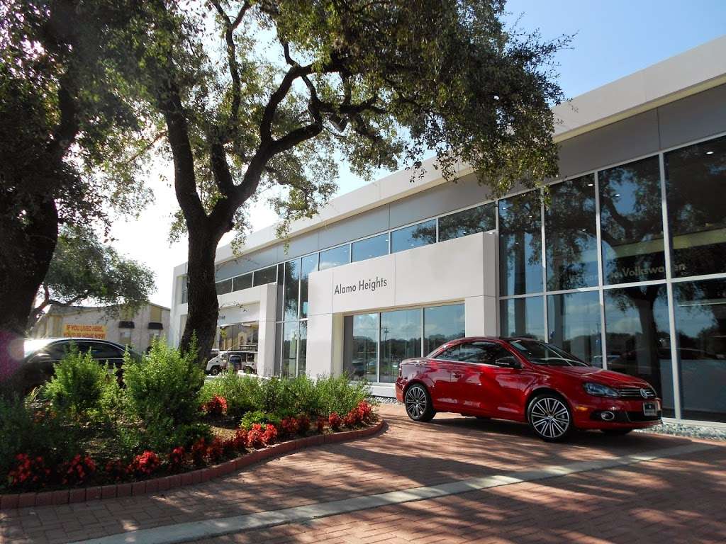 Volkswagen of Alamo Heights | 1402 NE Loop 410, Expressway, San Antonio, TX 78209, USA | Phone: (210) 828-1201