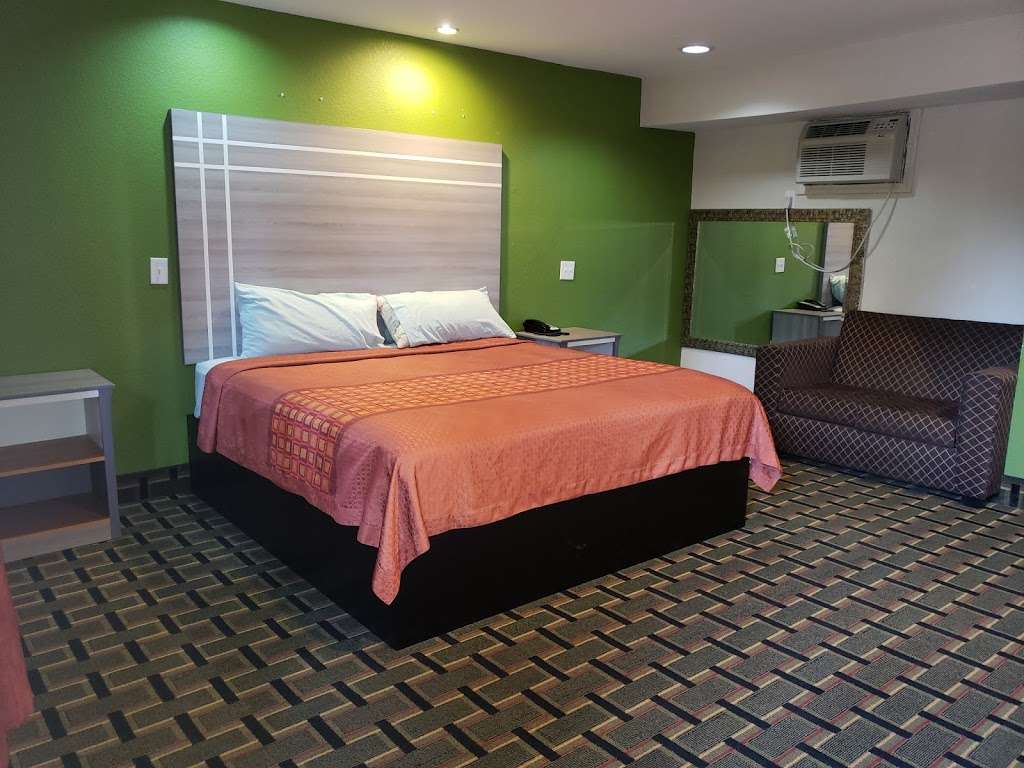 Place Inn | 8811 Knoxwood St, Houston, TX 77016, USA | Phone: (281) 501-8055