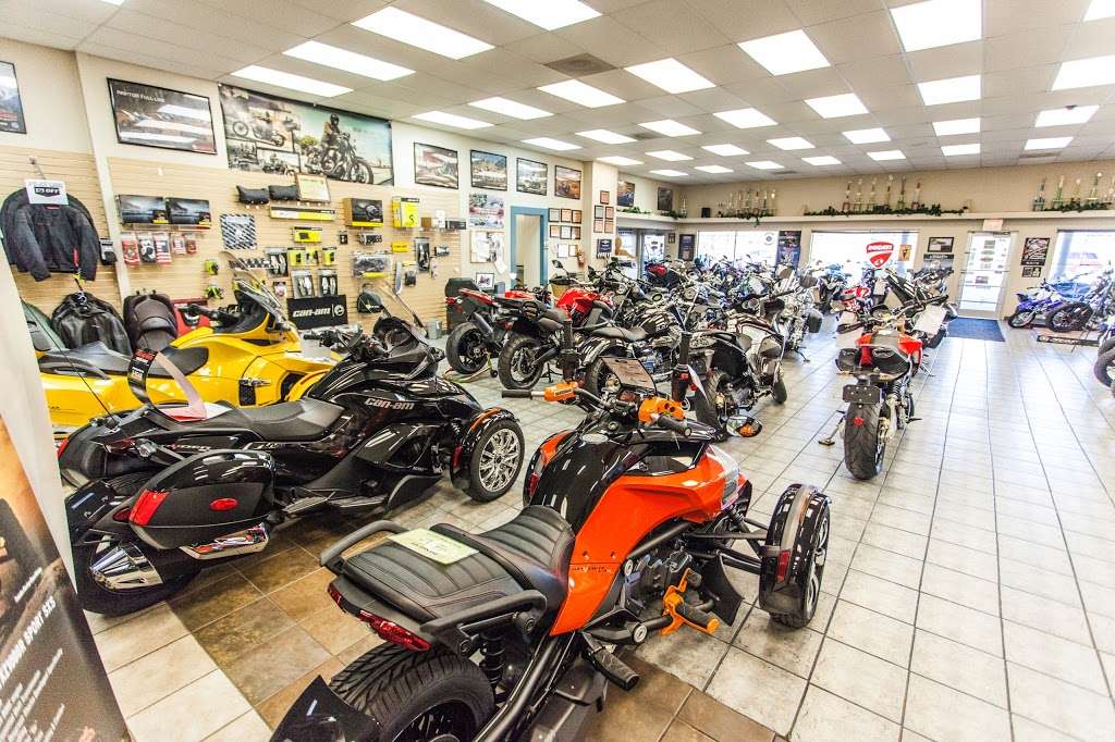 Renos Powersports KC | 13611 Holmes Rd, Kansas City, MO 64145 | Phone: (816) 942-8900