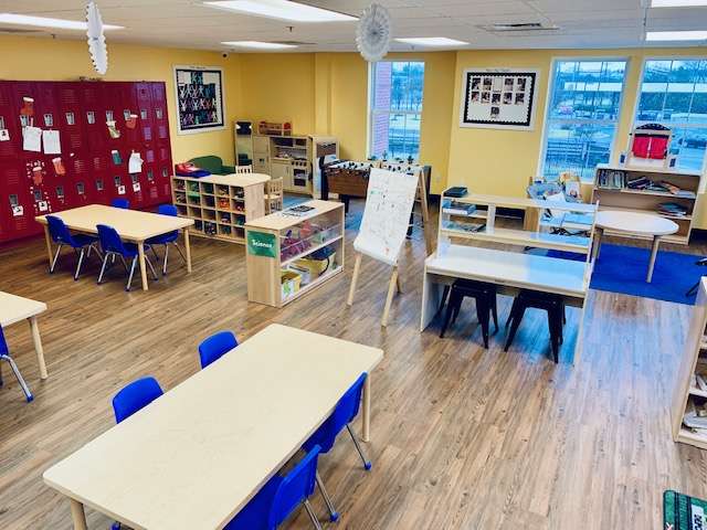 South Riding KinderCare | 43184 Town Hall Plaza, Chantilly, VA 20152, USA | Phone: (703) 327-3542